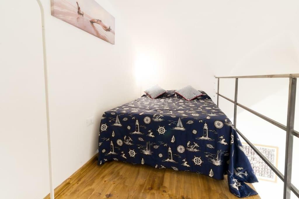Апартаменты Miniloft Rosso - Mini-Loft Sanremo Centro. Wifi & Aria Condizionata Экстерьер фото